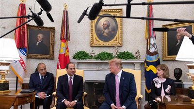 الرئيس السيسي يلتقي نظيره الأمريكي ترامب بالبيت الأبيض