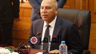 الوزير يتابع تنفيذ صيانة وإعادة تأهيل ورفع كفاءة الطرق