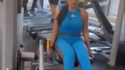 رانيا يوسف تستعرض رشاقتها في الجيم وتوجه رسالة للسيدات (فيديو)