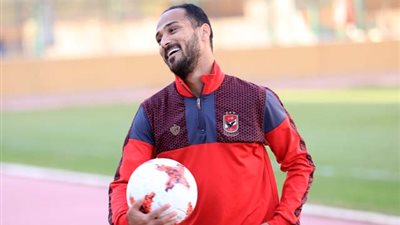 وليد سليمان يعود لتدريبات الأهلي بعد 10 أيام