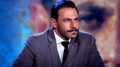 نيقولا معوض في دور النبي ابراهيم في أول أدواره في السينما العالمية