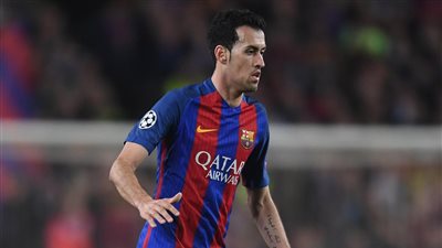 بوسكيتس يفتح الباب أمام الاعتزال خارج برشلونة