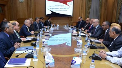 “العصار” و”الجزار” يبحثان ملفات التعاون المشترك بين الإنتاج الحربي والإسكان