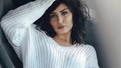 منة فضالي تحتفل بوصول حسابها على انستجرام لـ3 مليون متابع (صور)