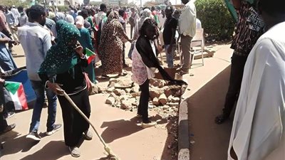 تجمع المهنيين يحذر من محاولات فض الاعتصام في السودان