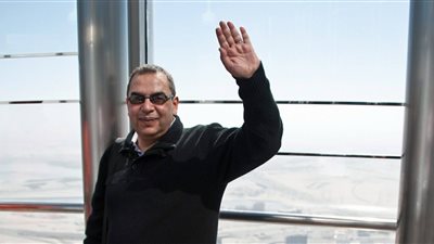 “عاش هنا”.. توثيق حياة الراحل أحمد خالد توفيق كأحد المؤثرين فى مصر (صور)