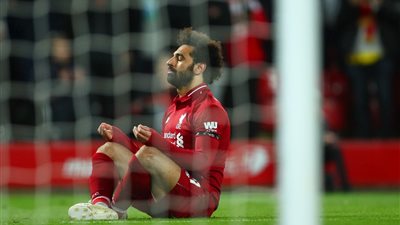 ليفربول يهزم هدرسفيلد بخماسية واحتفال جديد لصلاح بحركة من اليوجا