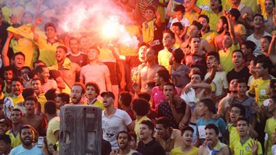 زكريا ناصف يطالب “الإسماعيلي” بدفع مليون جنيه للمدير الفني حتى يرحل (فيديو)