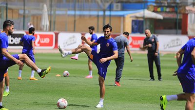 تدريبات بدنية للاعبو الأهلي استعدادًا لطلائع الجيش