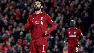 بعد إصابة محمد صلاح قبل مواجهة برشلونة في تدريباته مع ليفربول.. هل يُحرم من لقاء البرسا؟ 