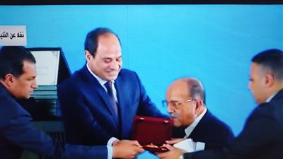 السيسي بعيد العمال: نحتاج للجدية والاتقان معاً والجهد يخلق حضارة