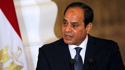 والدة سجين تستغيث بالسيسي: “يا تحبسني مع ابني.. يا تطلعوه”