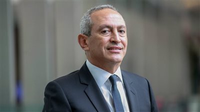 ناصف ساويرس يسعى لاستثمار 50 مليار دولار في البنية التحتية بالولايات المتحدة