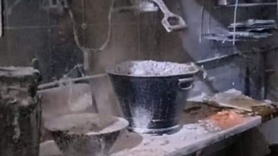 إخماد حريق شب داخل أحد المطاعم بمنطقة عرب المعادي (صور)