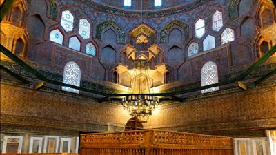 أول تعليق من نقيب الأشراف بعد توجيه السيسي بتطوير أضرحة مساجد آل البيت