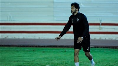 الجهاز الفني للزمالك يعقد جلسة تحفيزية مع محمود علاء