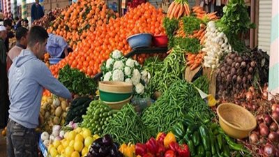 أسعار الخضراوات والفاكهة اليوم الأربعاء تاسع أيام رمضان في سوق العبور