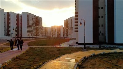 مسئولو الإسكان يتابعون اللمسات الأخيرة لـ2469 وحدة بـ
