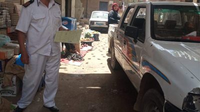 إزالة الإشغالات بمحيط مركز ومحكمة كفر شكر