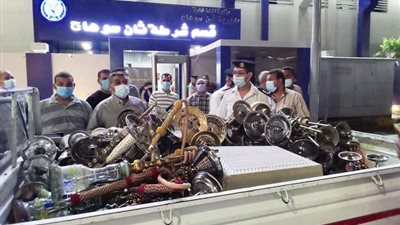 تحرير 13 محضر عدم ارتداء الكمامات ومصادرة 103 شيشة في حملة مسائية بسوهاج   