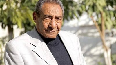 ذكرى رحيل الأبنودي.. مؤرخ في صورة شاعر