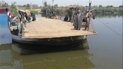 ضبط 4 معديات مخالفة لشروط الأمان والسلامة بالبحيرة (صور)  