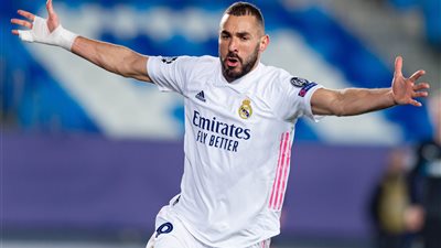 بنزيما يتوصل لاتفاق مع ريال مدريد لتجديد التعاقد
