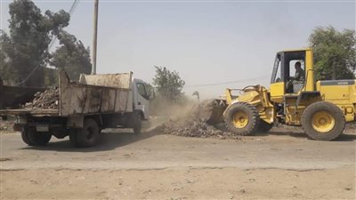 رفع 95 طنًا من المخلفات الصلبة والقمامة لتوفير بيئة صحية للمواطنين بالمنيا