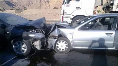 إصابة 5 أشخاص في تصادم سيارتين ملاكي أعلى الدائري الأوسطي