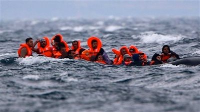 غرق زورق على متنه 130 مهاجراً قبالة السواحل الليبية