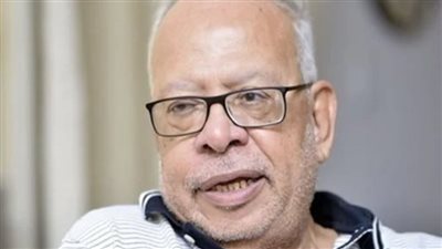 تشييع جثمان السيناريست مصطفى محرم إلى مثواه الأخير