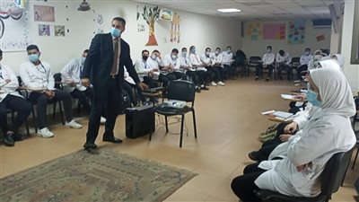 تدريب طلاب المعاهد وكليات التمريض حول آليات الاكتشاف المبكر لمرض الإدمان وكيفية العلاج مجانا (فيديوجراف)