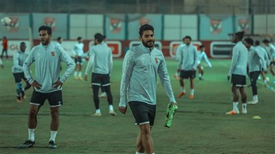 بسبب الإصابة.. مدافع الأهلي يغيب عن مران الفريق الختامي قبل مواجهة القطن