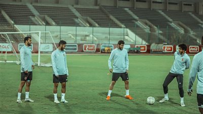 نيدفيد يشارك في جزء من المران الجماعي 