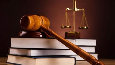 تأجيل محاكمة 4 متهمين بحيازة مفرقعات وقذائف