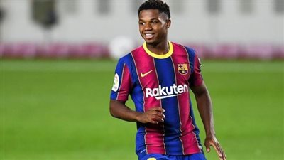 فاتي يقود هجوم برشلونة أمام ريال مدريد في الكلاسيكو 