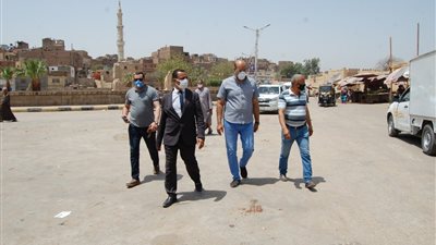 غلق 15 مقهى ومصادرة 159 شيشة وتحرير 50 غرامة لعدم ارتداء الكمامات بسوهاج