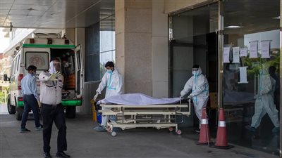 نيودلهي تمدد الإغلاق العام بعد تسجيل رقما قياسيا من إصابات كورونا