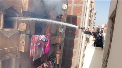 حريق هائل في شقة سكنية بكفر الزيات.. والحماية المدنية تحاول السيطرة (صور وفيديو)