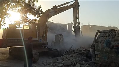 محافظ القاهرة: نقل سكان منطقة بطن البقرة يستهدف تغيير حياة 2000 أسرة للأفضل (صور)