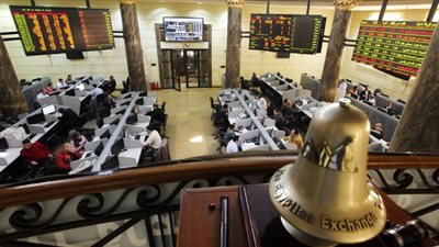 بعد استقالة هيكل.. البورصة ترتفع وتحرك عرضي لسهم 