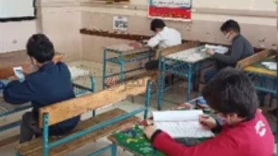 إجراءات احترازية مشددة في امتحانات الصف الخامس الابتدائي ببورسعيد (صور)