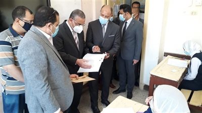 انتظام سير امتحانات الصف الأول والثاني الثانوي بـ107 مدارس في سوهاج