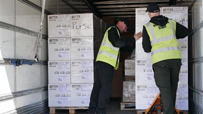 بريطانيا ترسل مساعدات طبية للهند بسبب تفشي فيروس كورونا