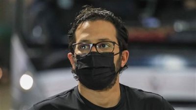 جلسة بين إدارة الزمالك وطبيب الفريق عقب مباراة البنك الأهلي