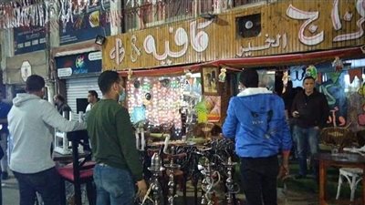 حملة لضبط المخالفين لمواعيد الغلق المُقررة والإجراءات الاحترازية بشرق الإسكندرية
