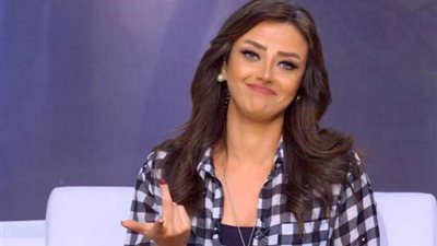 رضوى الشربيني عن تعدد الزوجات: لو مالقتش اللي تحبه ما تحبش اللي تلاقيه