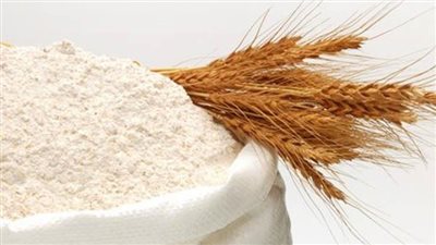 300 جنيه تراجعا في أسعار الدقيق والعلف بالأسواق 