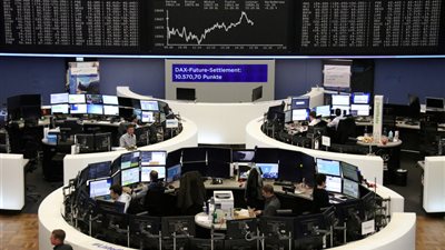 تراجع الأسهم الأوروبية مع استمرار عدم اليقين بشأن أسعار الفائدة