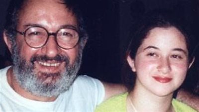 مي نور الشريف بعد احتفال جوجل بذكرى ميلاد والدها: عيدك في الجنة